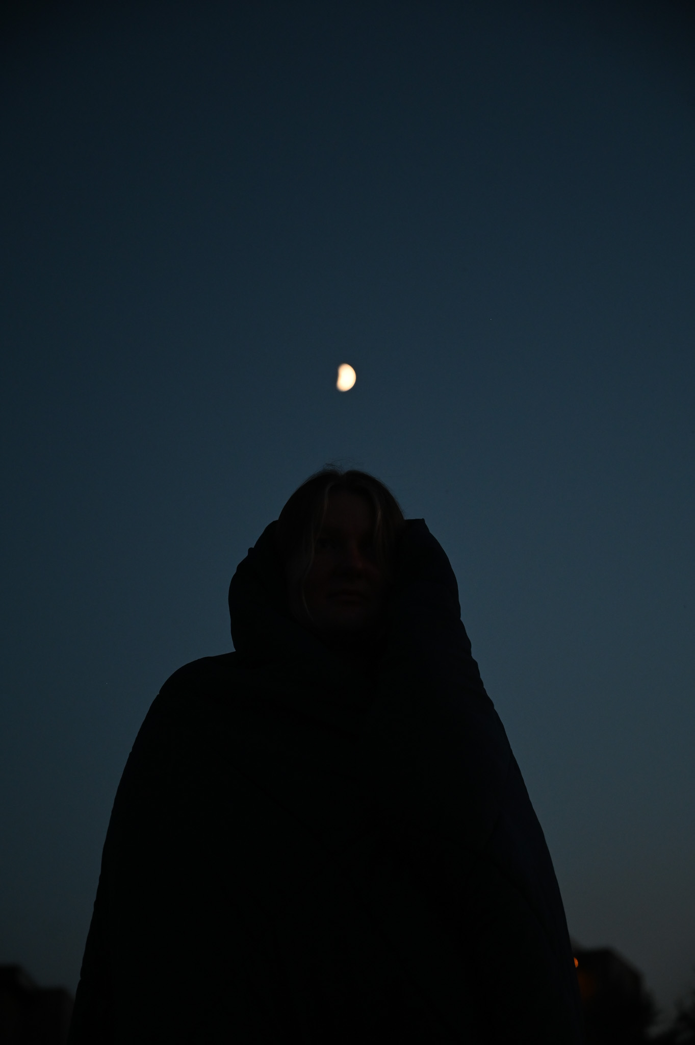 Portrait of Annyck in the moonlight